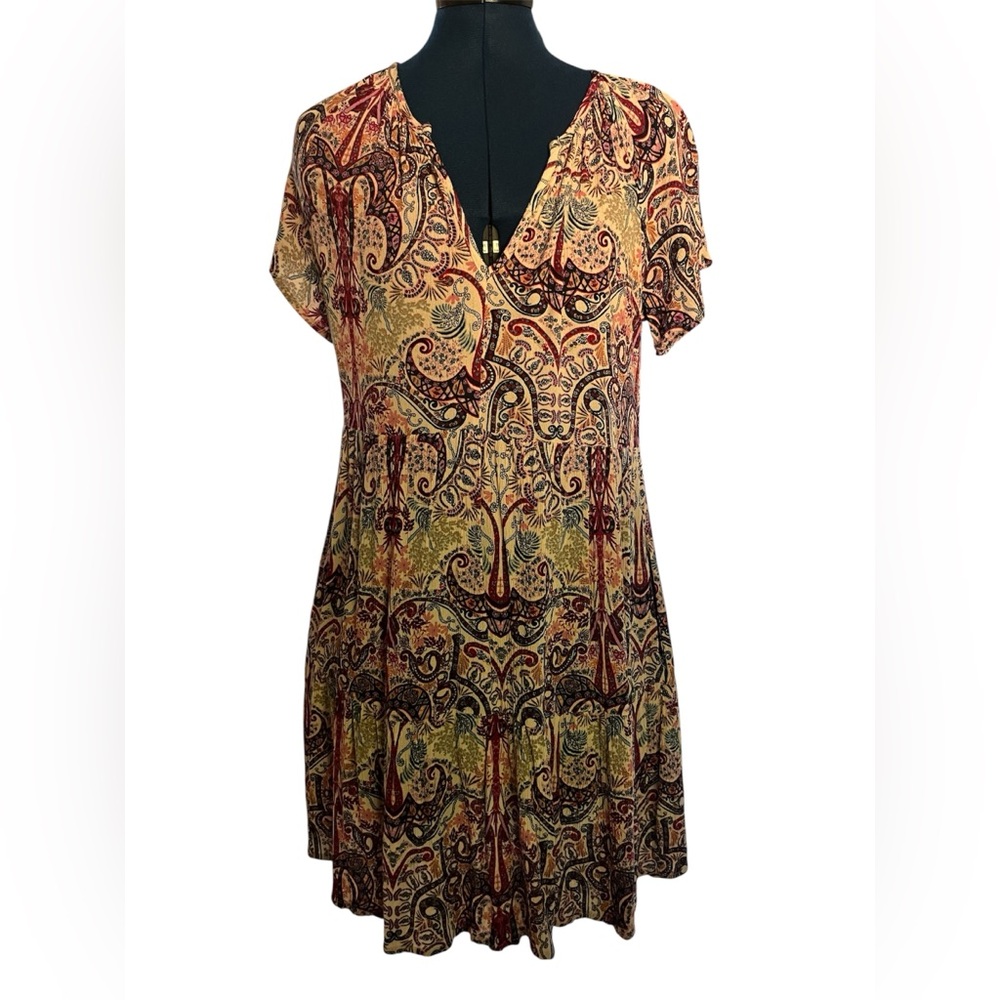 Arabesque pattern pretty dress 💥